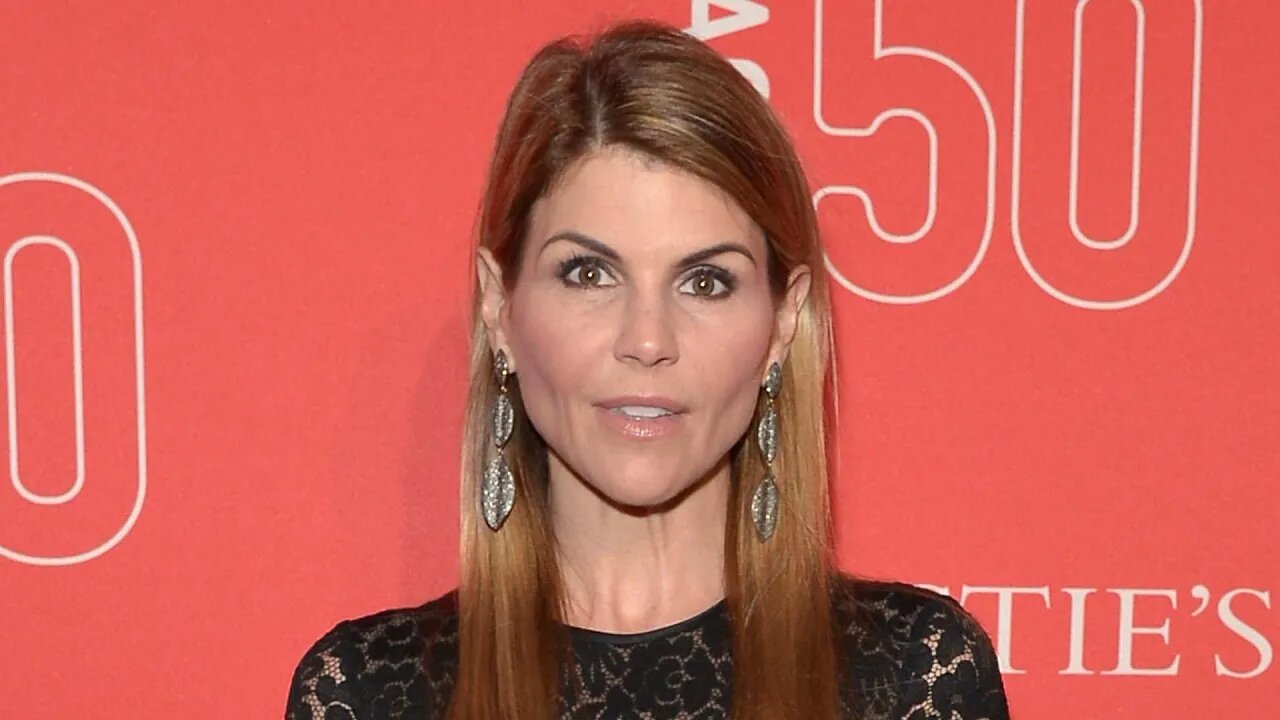 Lori Loughlin's Home Robbed Of $1 Million In Jewelry