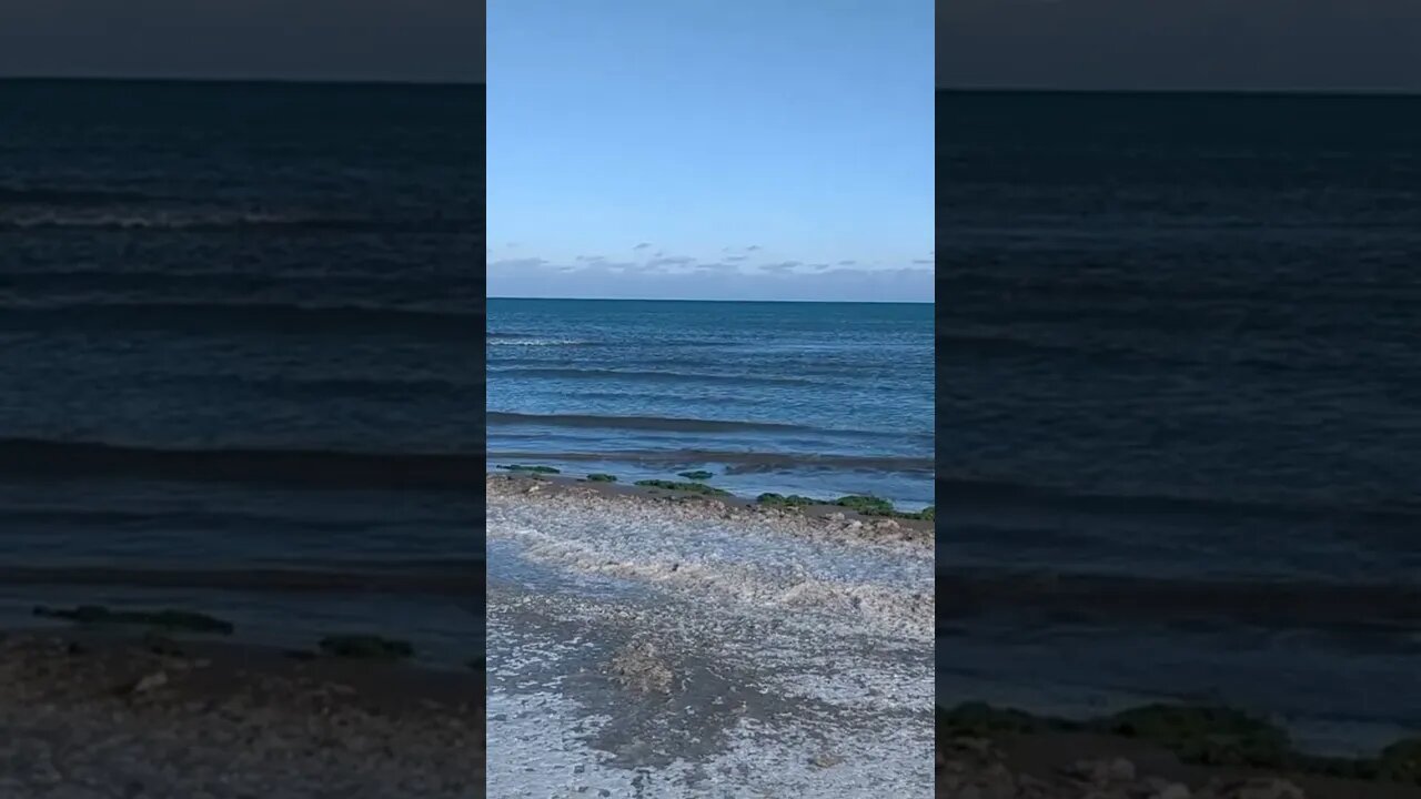 Frozen Waves #shorts #naturesounds #naturesoundsforsleeping