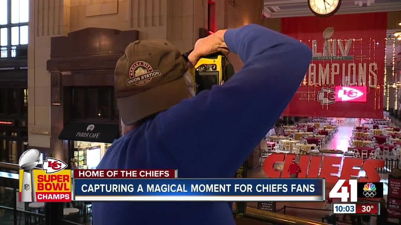 Famed photographer set to capture sea of red at Chiefs rally