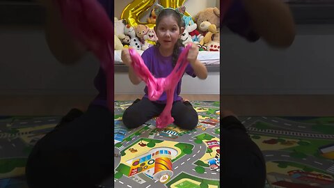Brincando de Slime gigante com a Juju!!! #slime #slimevideo #playing #brincando
