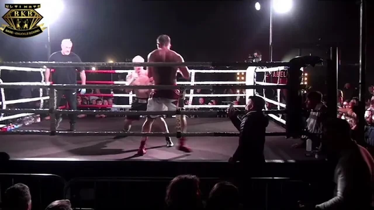John Lewis vs Mickey Wood