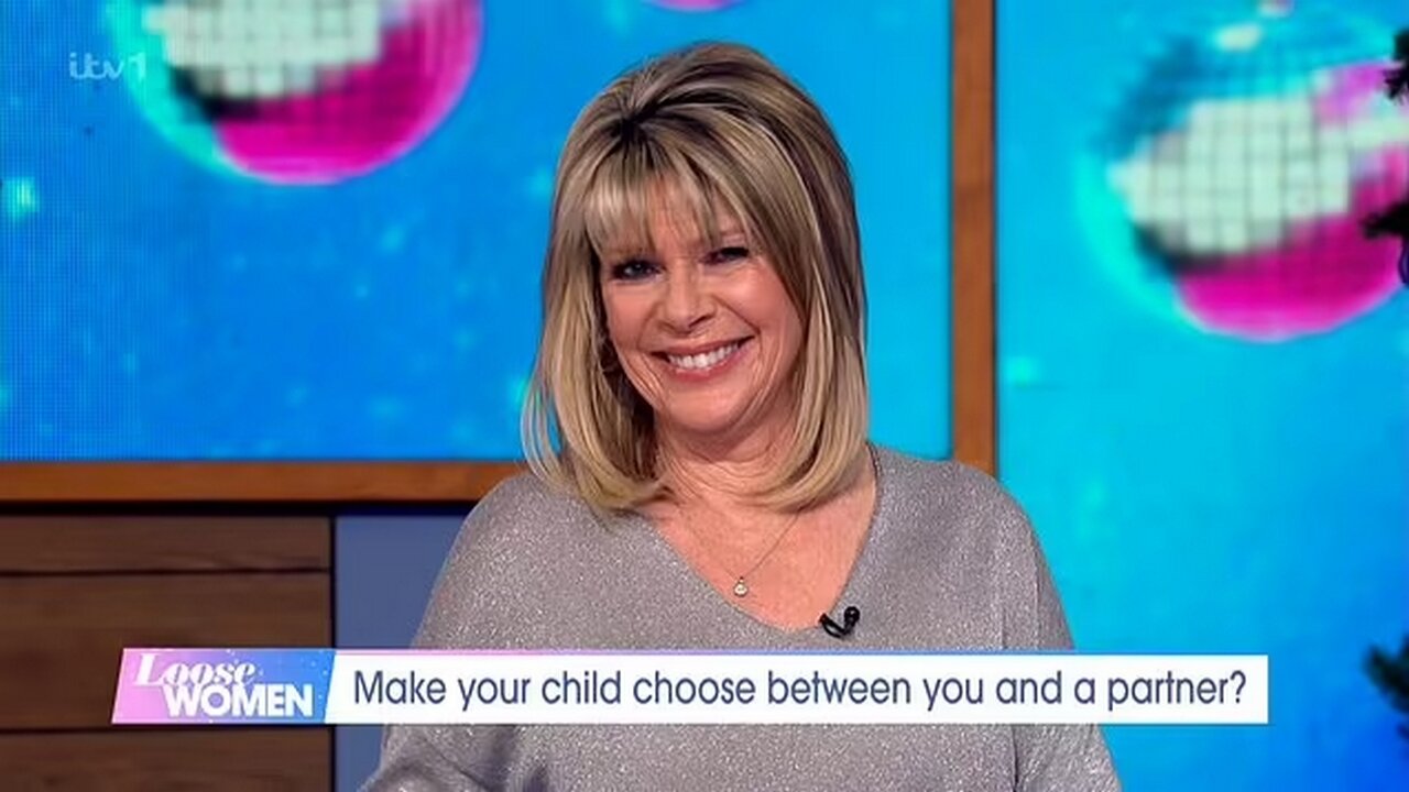 "Ruth Langsford Calls Out Eamonn Holmes on Loose Women"