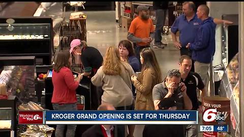 New Kroger opens in downtown Indy to replace Marsh