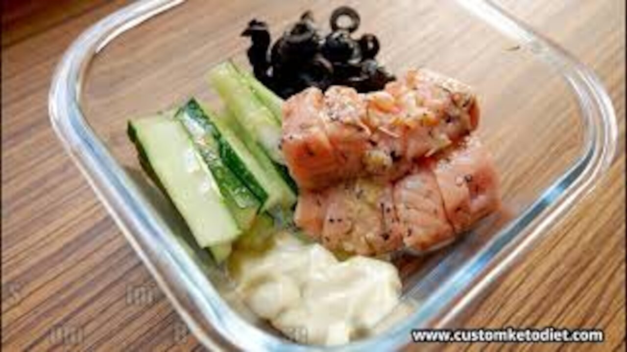 Keto Smoked Salmon, Cucumber and Blue Cheese Salad