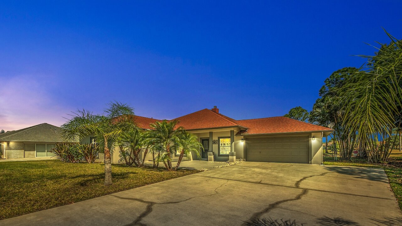 256 SW Ridgecrest Drive 4K Video
