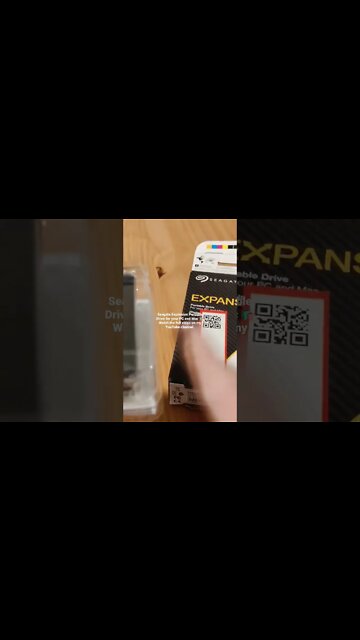 Seagate Expansion Portable Drive for your Mac & PC