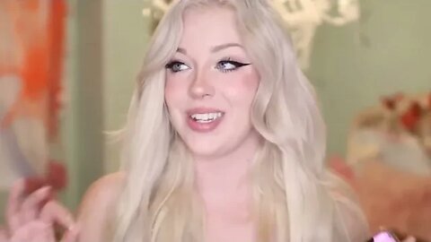 Things You Should NEVER EVER Say To SIRI DO NOT ATTEMPT THIS!-Lyssy Noel *Reuploaded*