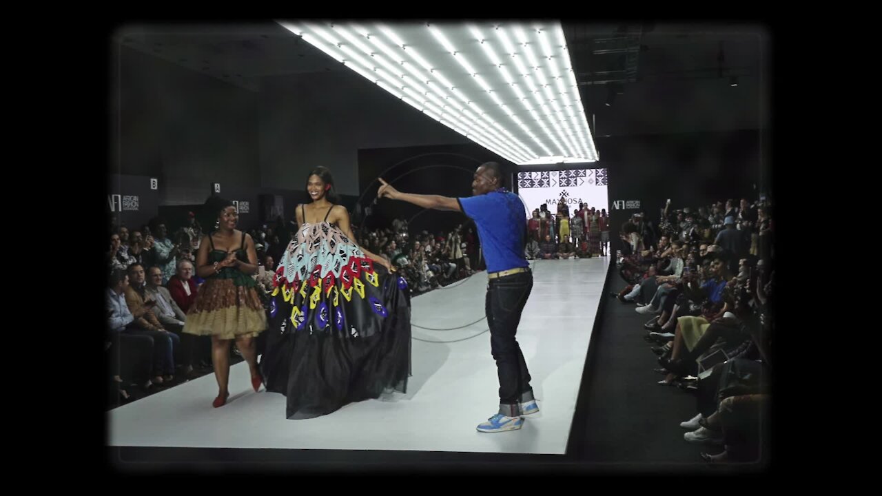 SOUTH AFRICA - Cape Town - African Fashion International - MaXhosa show by Laduma (Video) (3QB)