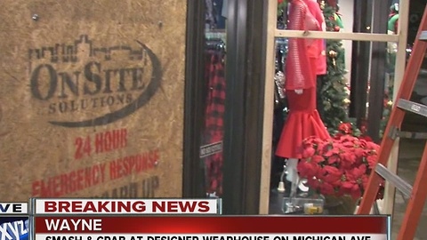 Smash-and-grab reported at Designer Wearhouse in Wayne