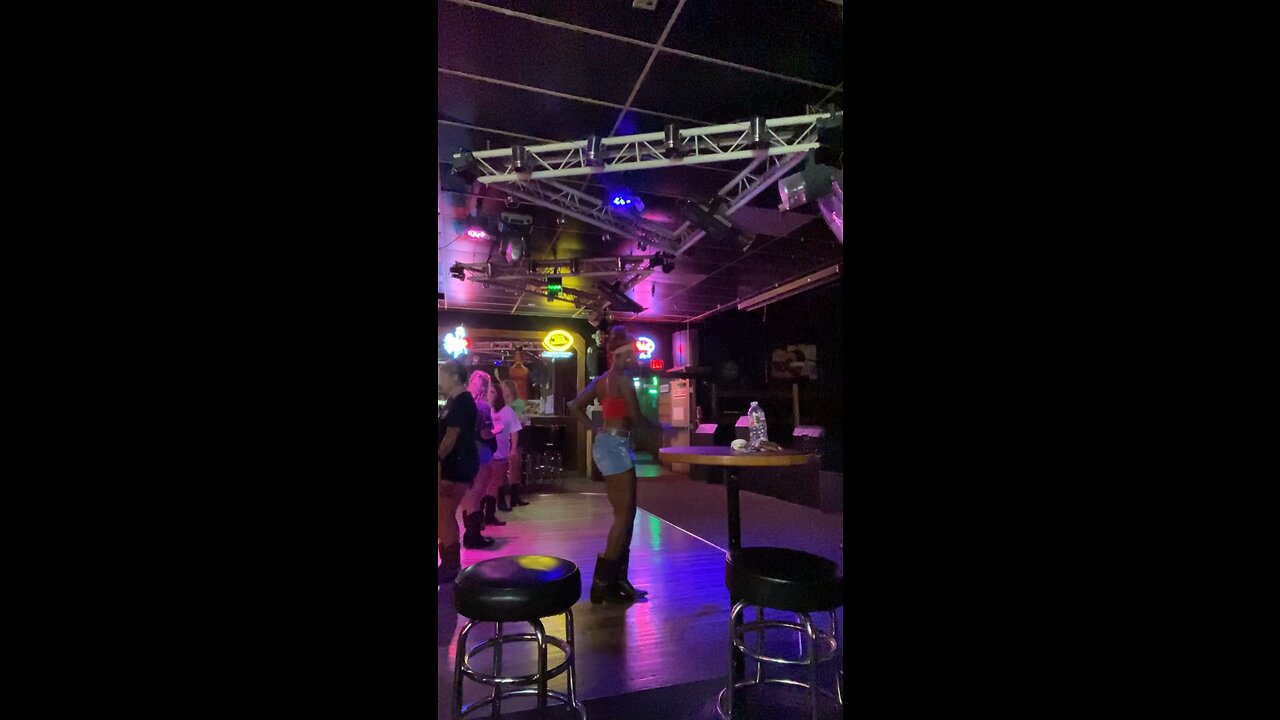 Country Line Dancing Is My Stomping Grounds🤠🤪