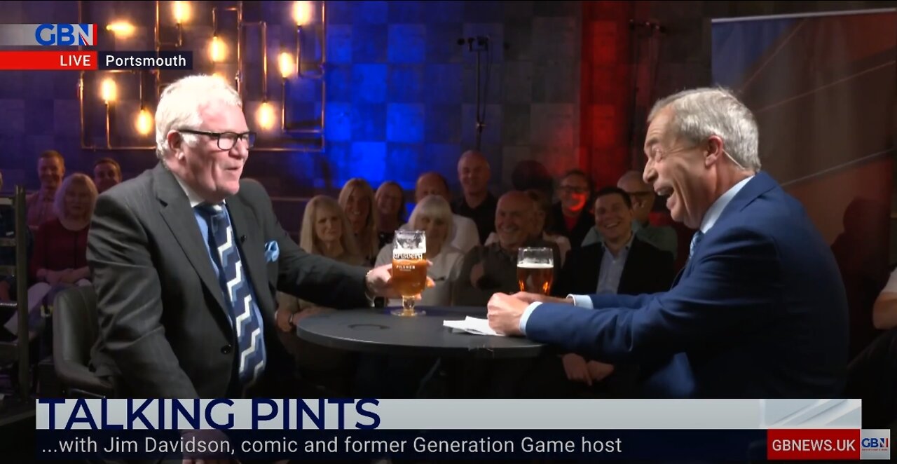 Talking Pints: Jim Davidson joins Nigel Farage in Portsmouth Jun 9, 2022.