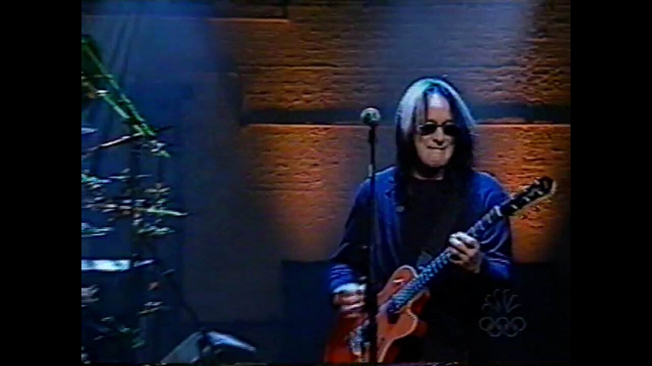 June 21, 2000 - 'I Hate My Frickin ISP' Todd Rundgren