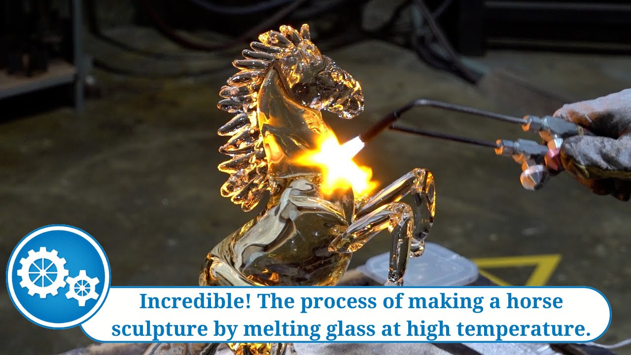 Incredible! The process of making a horse sculpture by melting glass at high temperature.