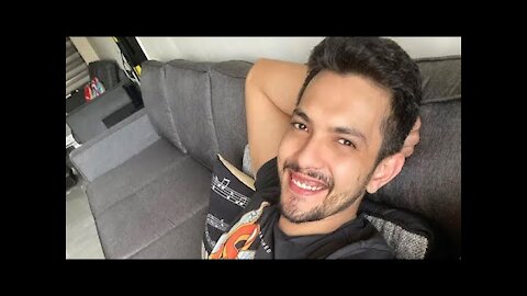 Aditya Narayan RUBBISHES Reports Claiming He Went Bankrupt | TV | SpotboyE