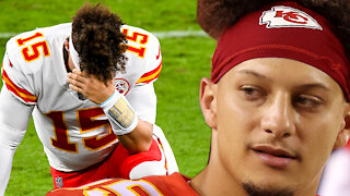 Patrick Mahomes Gets CALLED OUT On Twitter For Flopping Like LeBron James