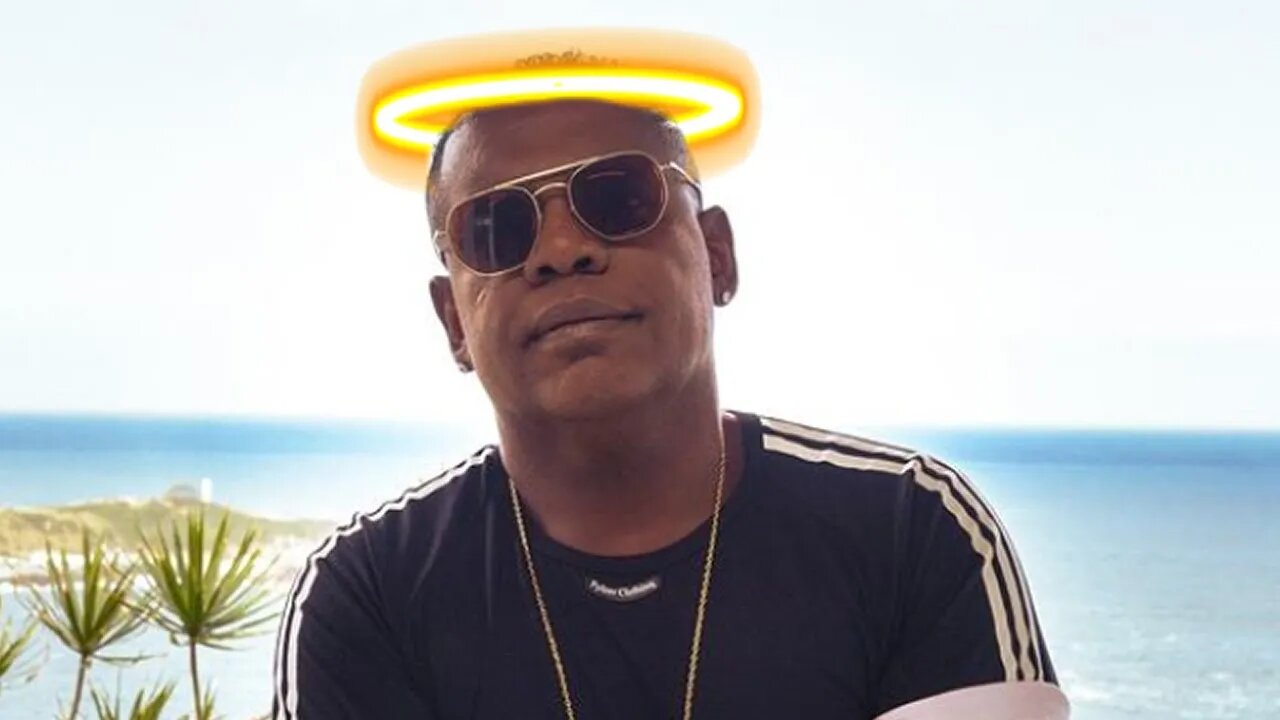 MC MARCINHO FOI JOGAR NO VASCO