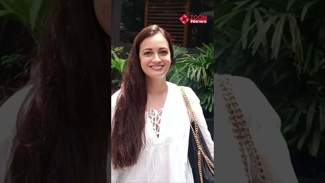 Bollywood actress Dia Mirza gets snapped at Bandra in a casual outfit 📸 #shorts