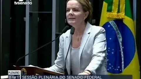 Gleisi Hoffmann propõe greve de sexo e bloqueio de estradas contra Temer e machismo (Mar/2017)