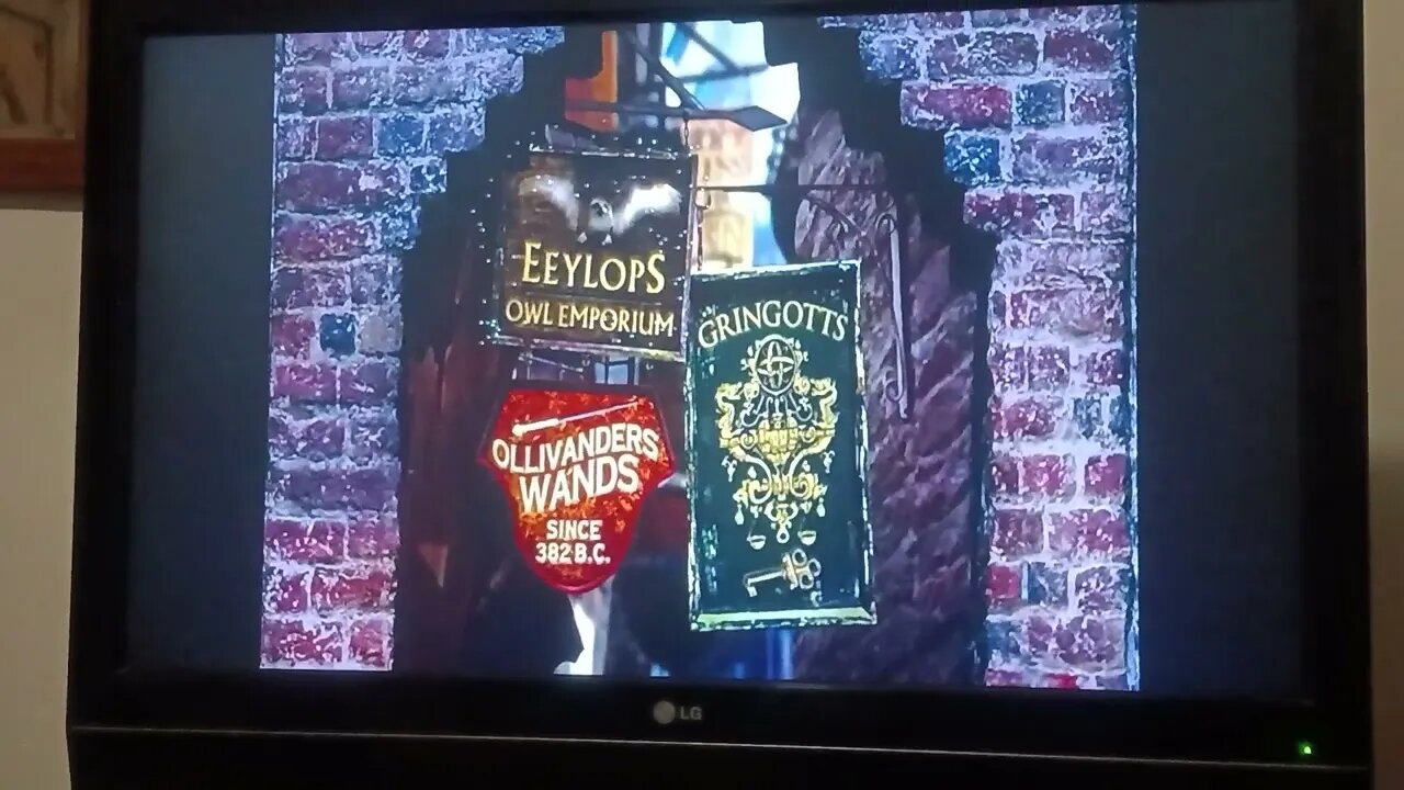 Harry Potter and the Philosopher's Stone Disc 2 Diagon Alley Menu (Post Gringotts)