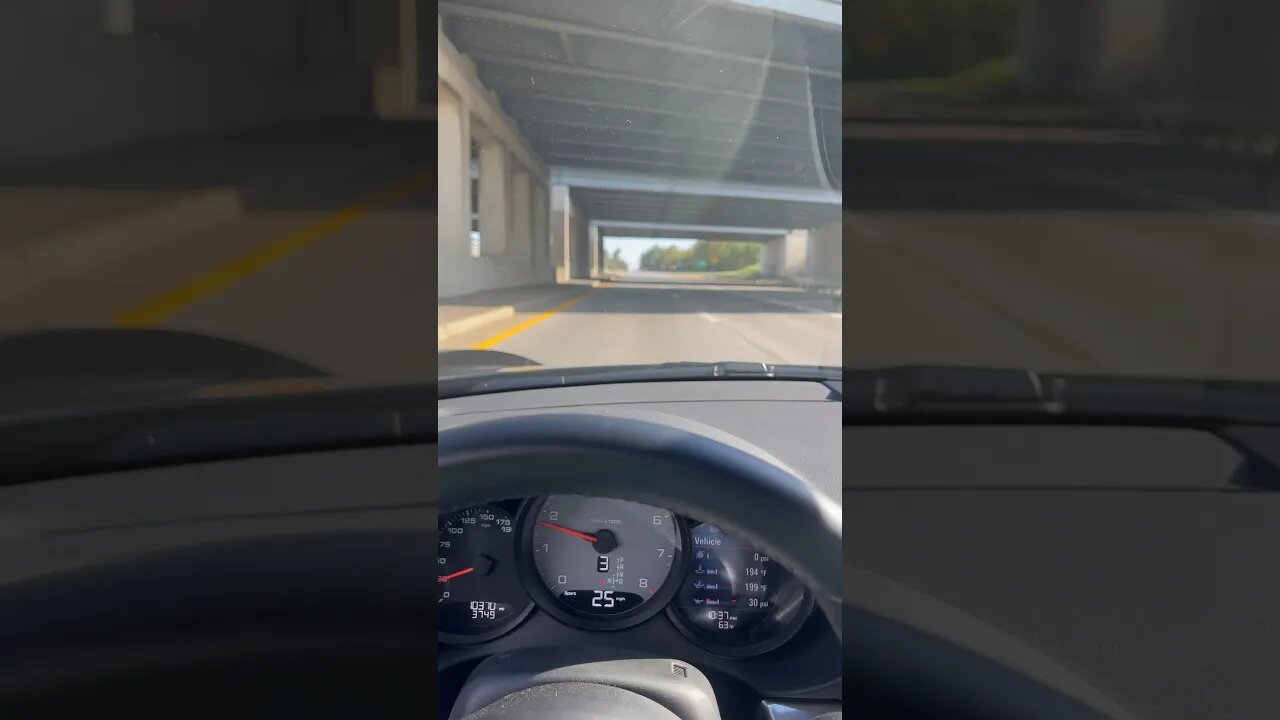 Tunnel pull in the 718 Cayman S #car #porsche #cayman #718 #982 #caymans #tunnel #tuned