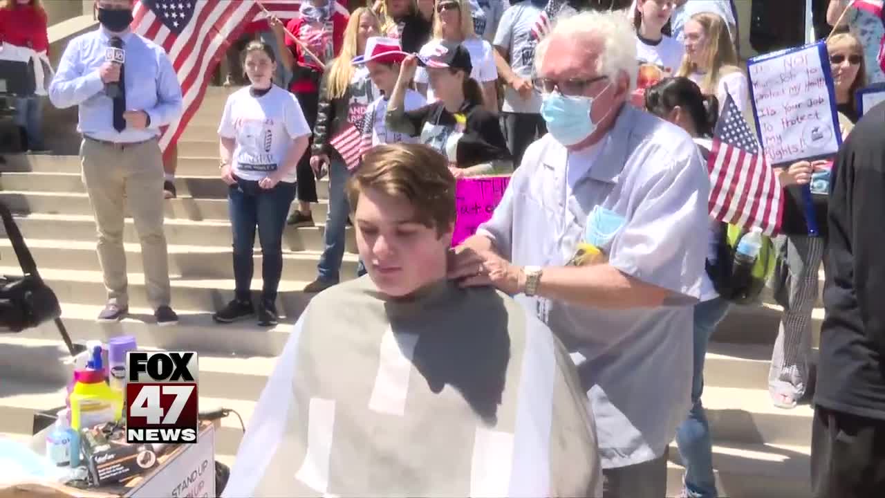 Protestors line up for "Operation Haircut"