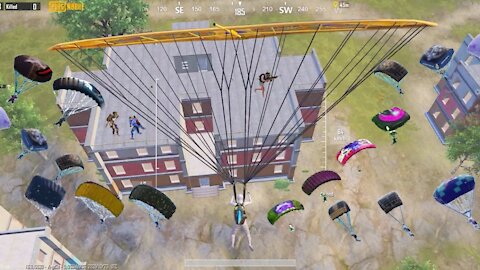 Wow!! EVERYONE LANDED on APARTMENTS😱Pubg Mobile