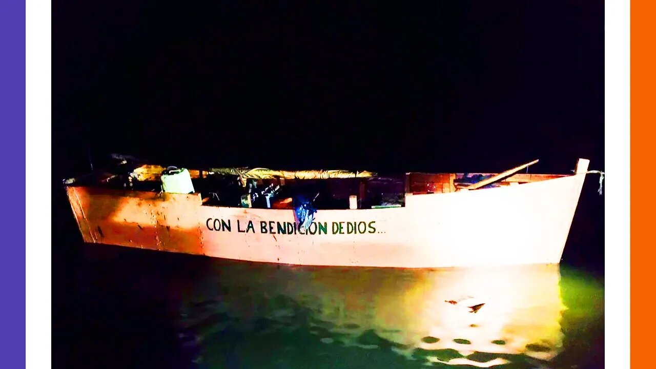 Christmas Landing of Cuban Boat 🟠⚪🟣 NPC Global