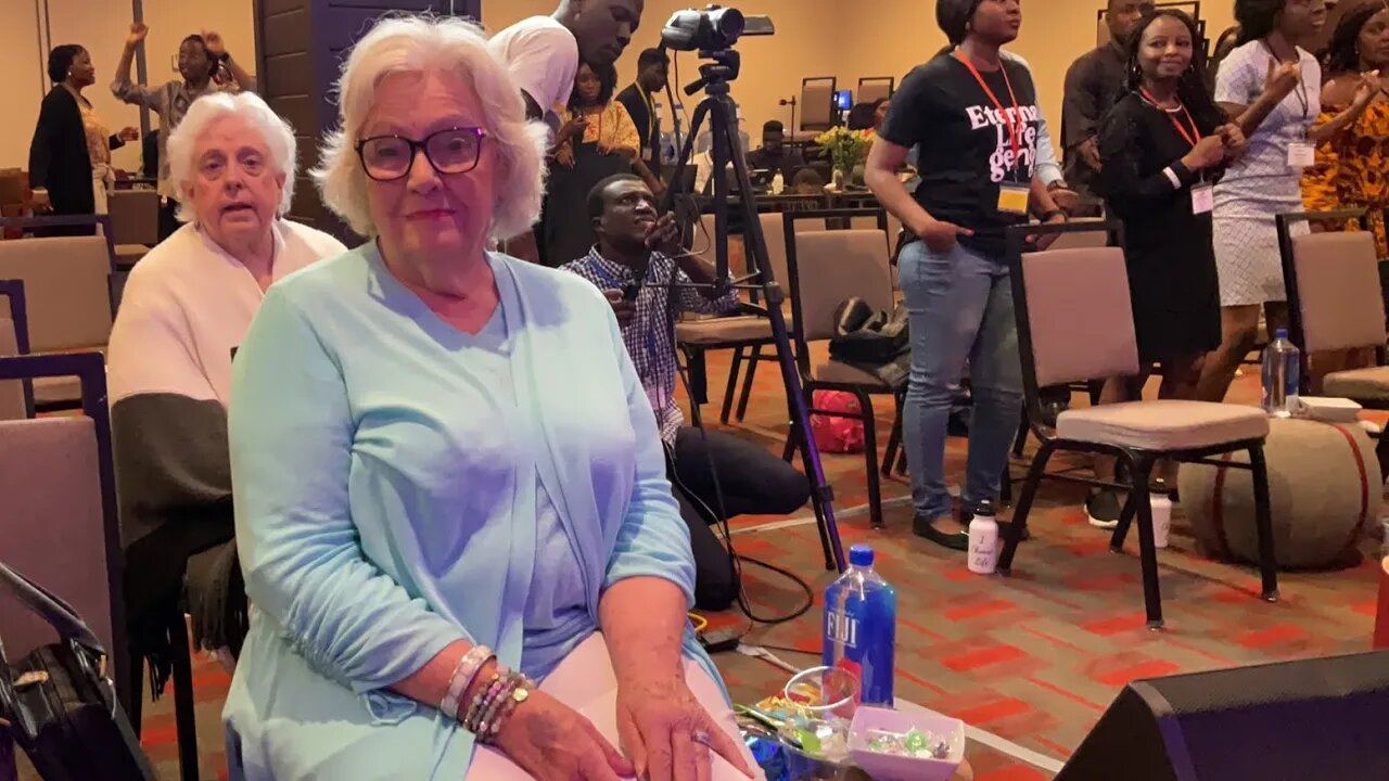 EGM - LIGHT UP AMERICA - Pastor Carolyn on the Anointing