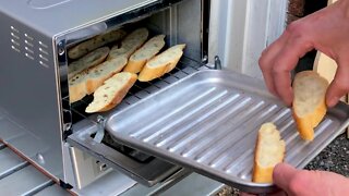 Electric vehicle owner makes gourmet toast with his car