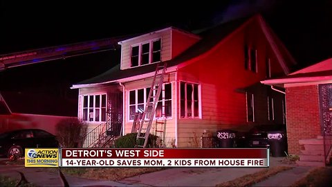 Teen saves mom, 2 kids from house fire