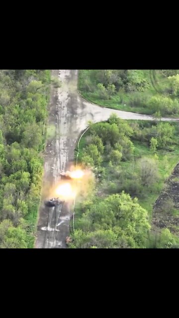 ★★★ Ukrainian Forces fire Anti-Tank Missiles at a Russian Tank in Kharkiv