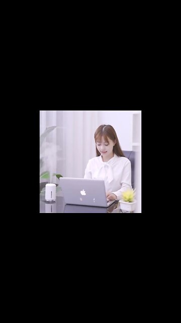 Aromatherapy Humidifier Diffuser 320ml Mini Essential Oil Diffuser With A USB Fan And Night Light