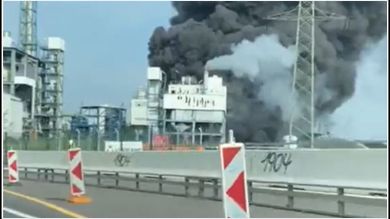 Bayer Chemical Plant Explodes In Germany. #TheGreatReset #BuildBackBetter