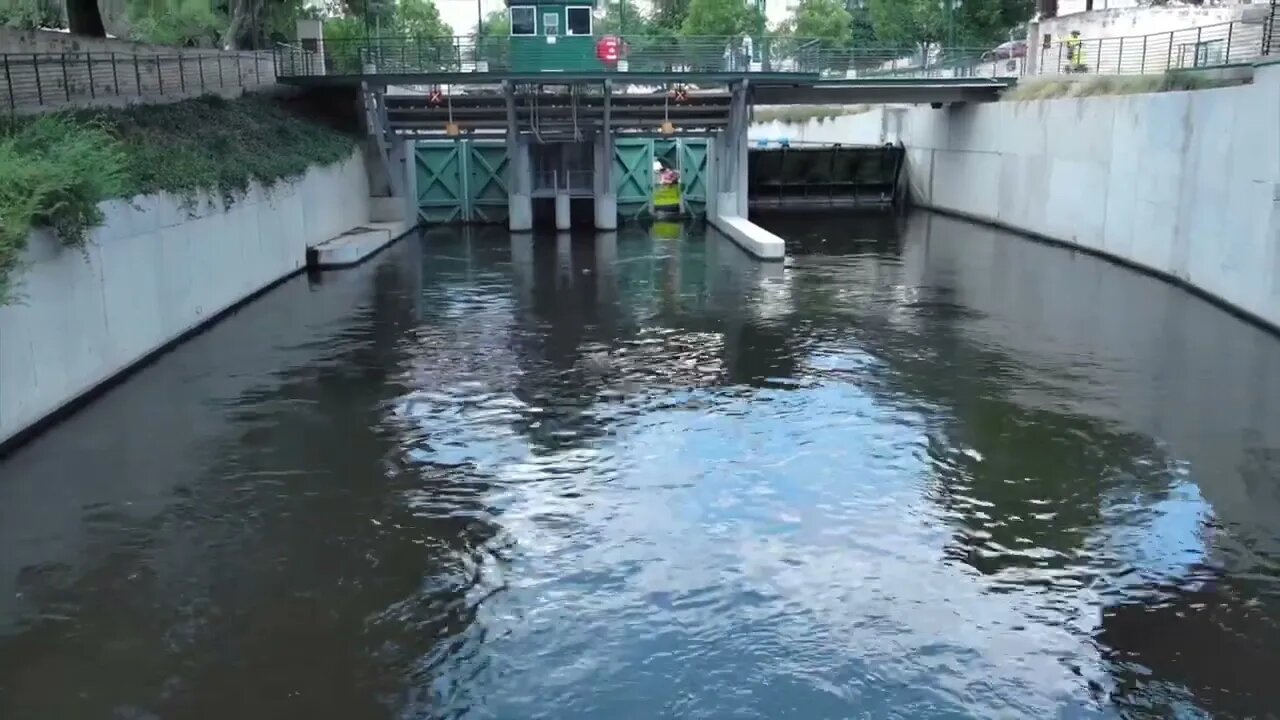 SA Riverwalk Boat Locks