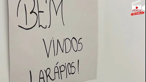 Empresário deu um grande prêmio para o melhor funcionário.