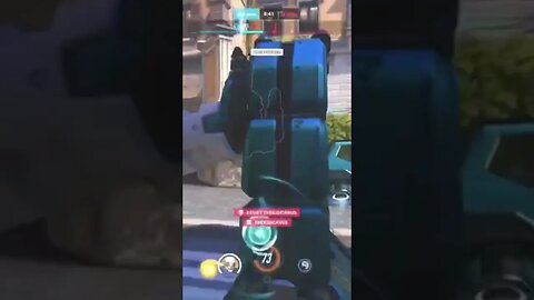 Tracer trying to catch me lacking