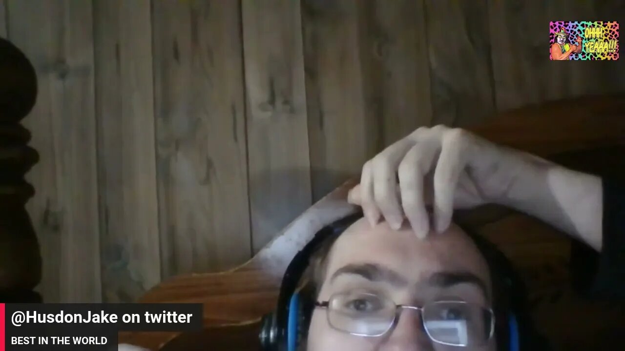 I WOULD LOVE TO GET @GenuineLexLuger ON MY PODCAST