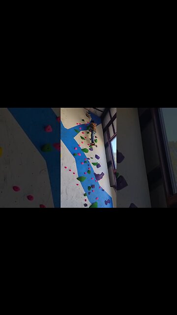 Blind guy can rock climb! #infantryoutdoors #rockclimbing #rockwall