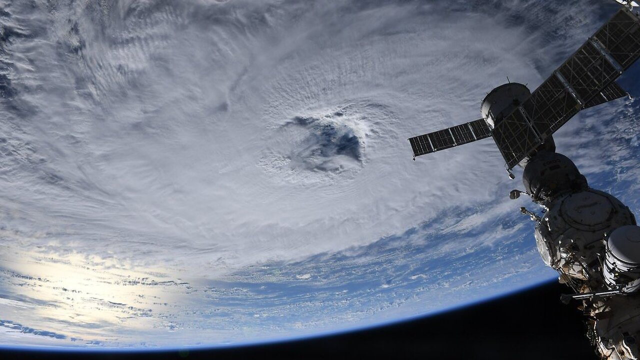 Photosynthesis Unveiled: NASA's Gaze from Space πΏπ°οΈπ