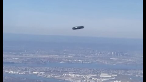 LaGuardia UFO Footage