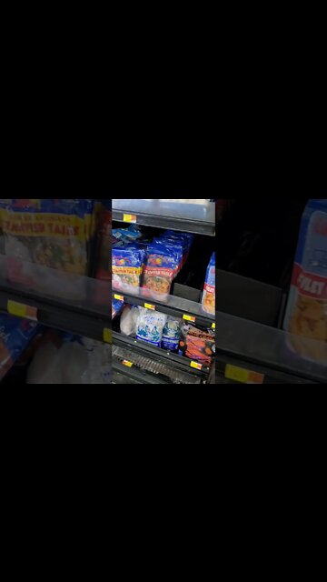 SOUTHERN EATS AT WALMART, No. 1 😮 | Florida Living #shorts