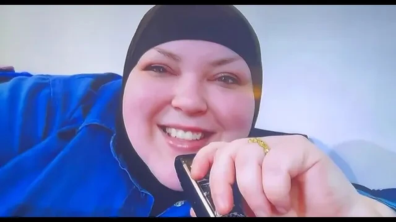 Foodie Beauty Never Watches Reaction Channels Only Way Is She Watches Someone Reacts To Them LMAO!!!