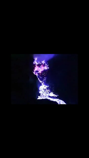 The lava from Indonesia's Kawah Ijen volcano. #shorts