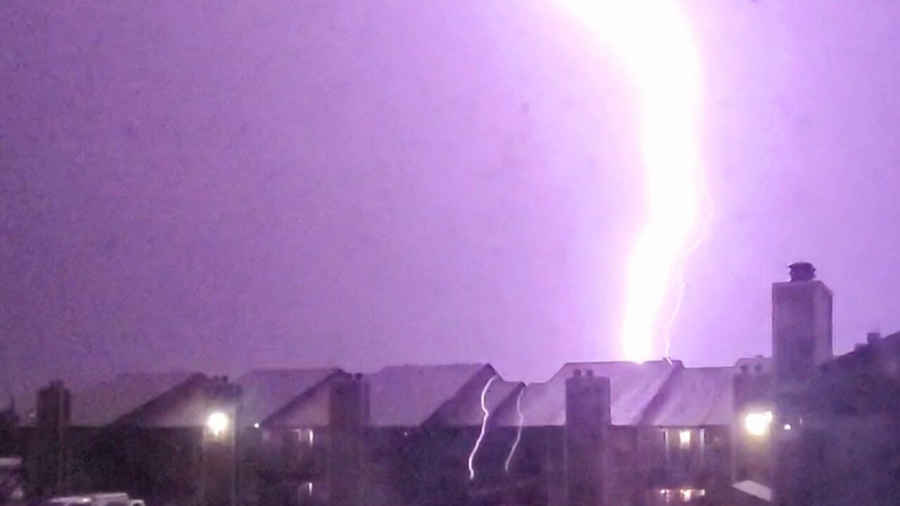 Scary close lightning strike in Midland, Texas on July 3rd 2019!