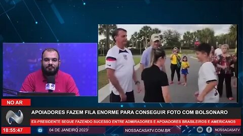 Apoiadores de Bolsonaro fazem fila enorme para conseguir foto