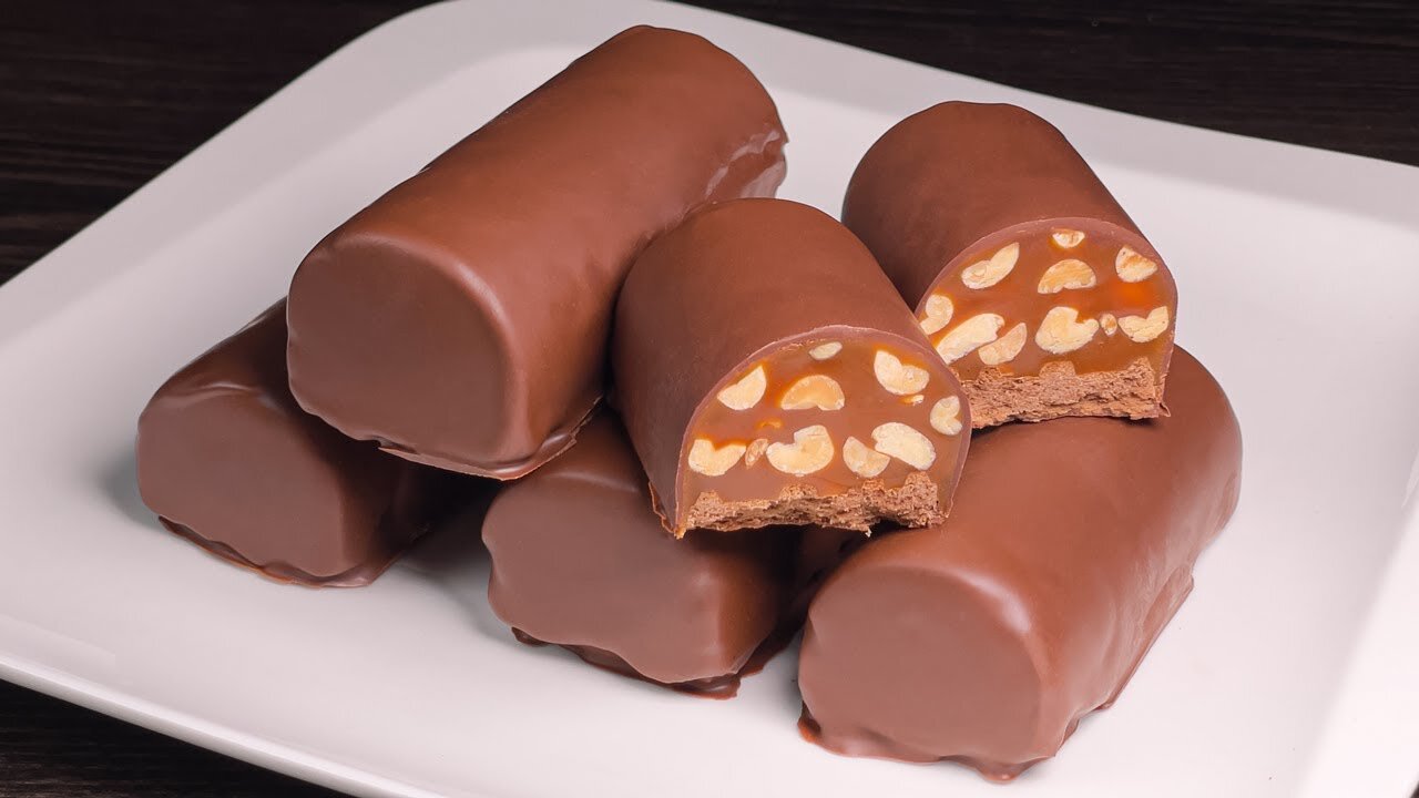 Don't buy Snickers in the store! Homemade Snickers in 10 minutes! No baking!