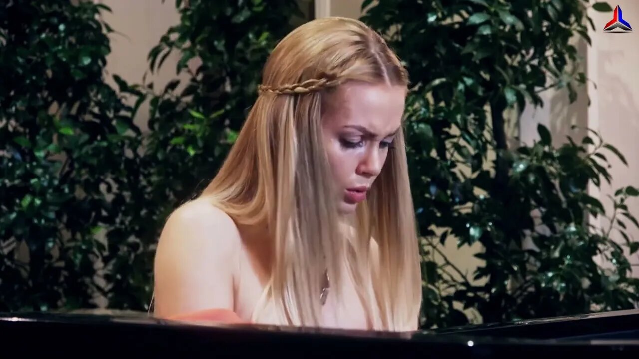 Anastasia Huppmann - Chopin Nocturne Op 48 No.1