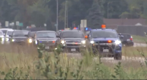 Joe Biden arrives at UAW picket in MASSIVE gas guzzling motorcade