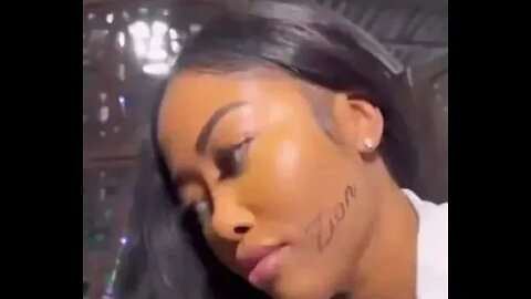 Moriah Mills Gets Zion WIlliamson's Name Tattooed on Her Face