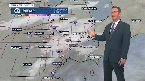 light snow continues tonight